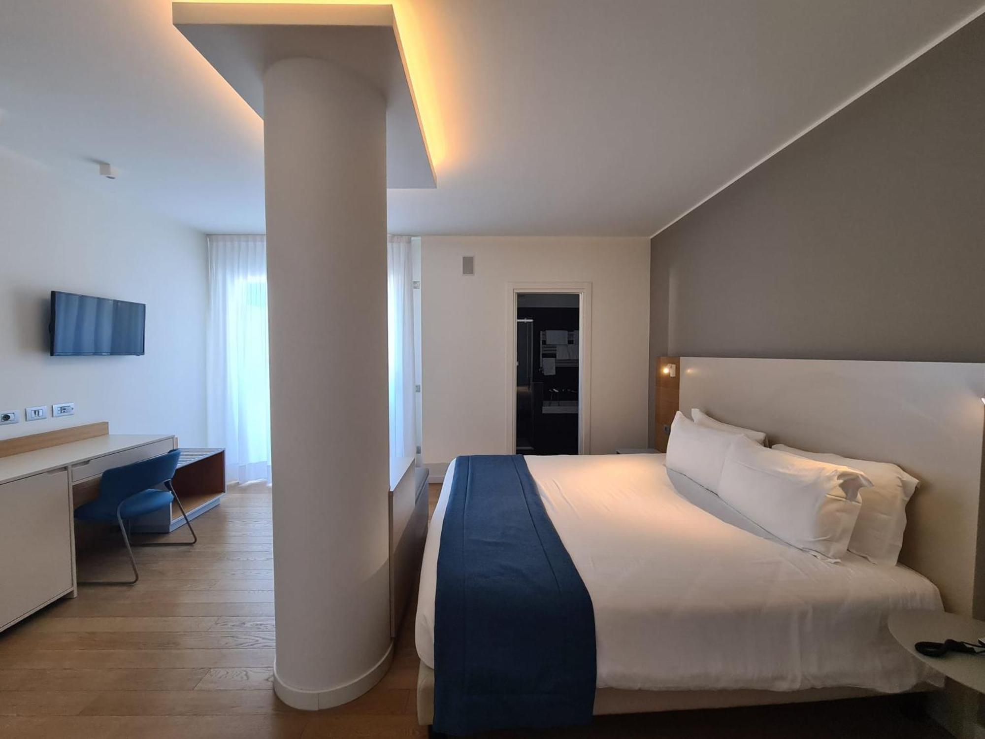 Hesperia Hotel&residence Hotel
