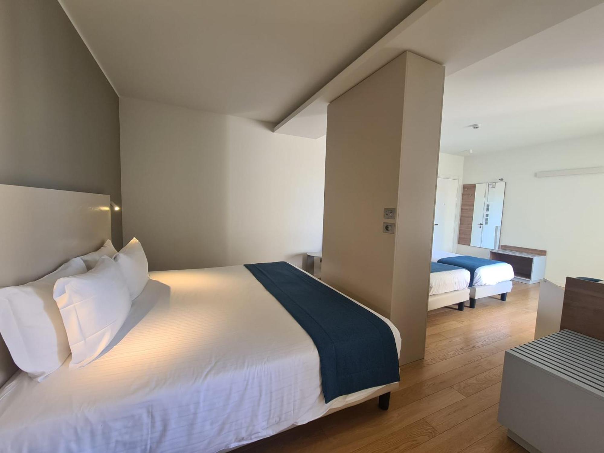 Hesperia Hotel&residence Hotel 4*